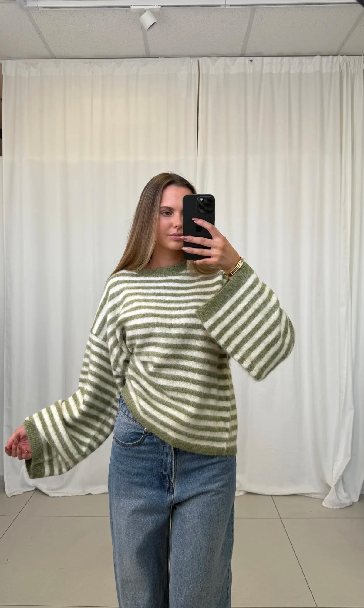 Ionela Pullover